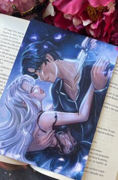 Pae & Kai dancing - Powerless pearlescent print.