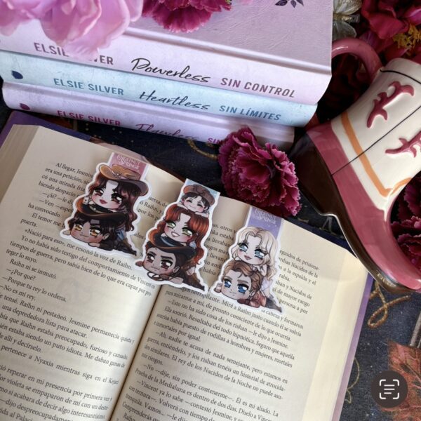 Flawless,Heartless,& Powerless ,Chestnut Springs - versión cutie, magnetic bookmarks.
