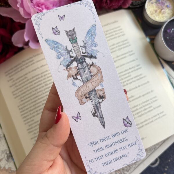 Bookish pearlescent bookmark- QuickSilver sword bookmark. - Imagen 2