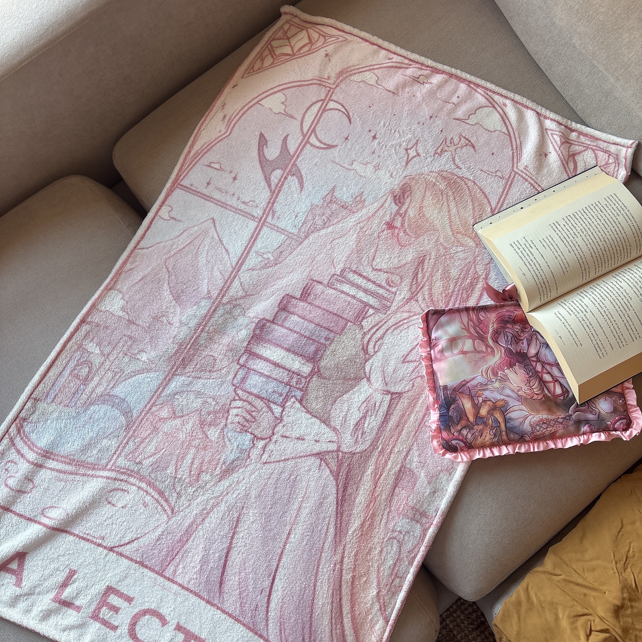 PREORDER -Pack lector : Caja de merch literaria, Romantasy reading club. - Imagen 10