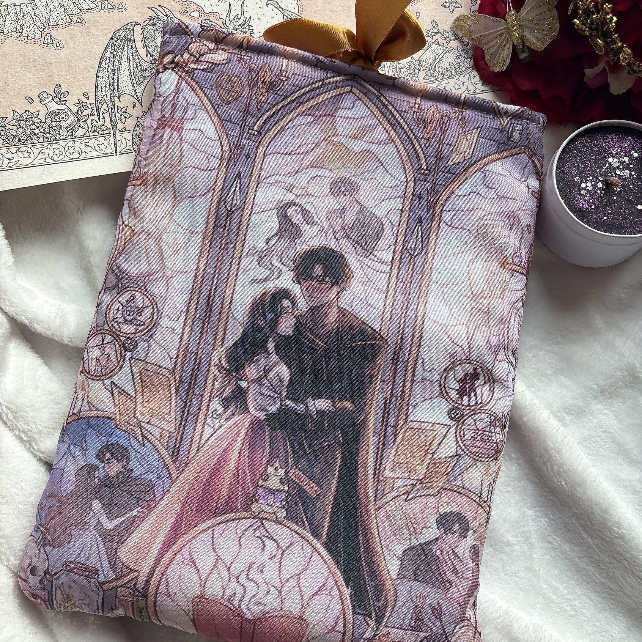 PREORDER ''Assistant to the Villain stained glass.'' booksleeve.