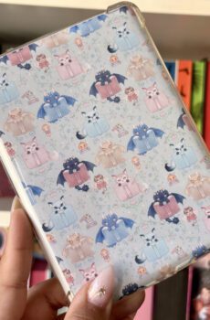 E-reader insert - Bookish magical creatures