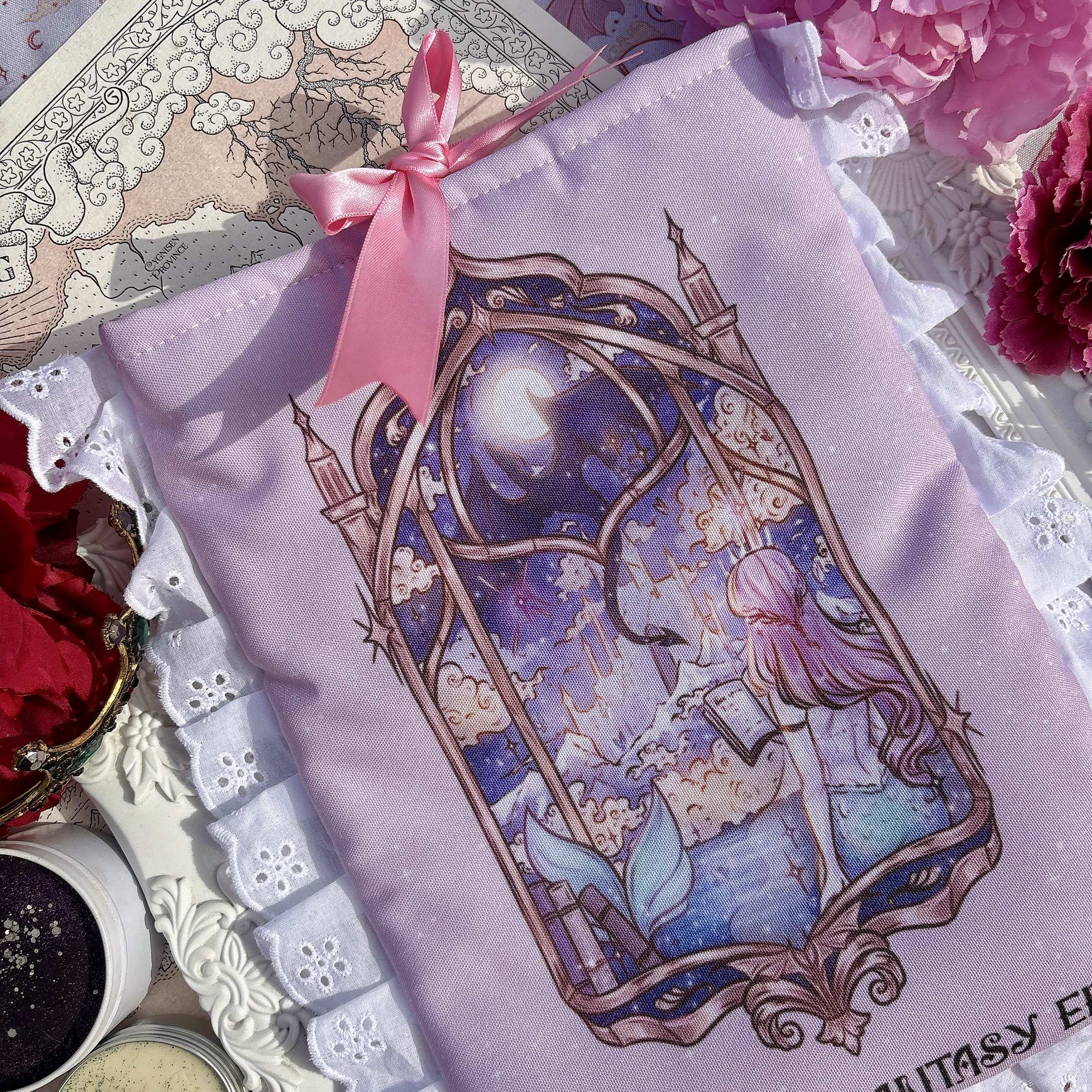 PREORDER, Funda literaria ''In my romantasy era'', modelo ''Coquette''.